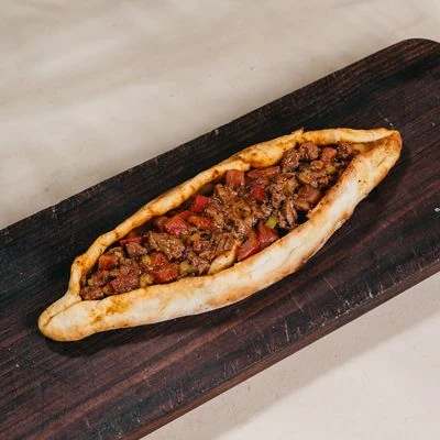 Мини-пиде с рубленым мясом